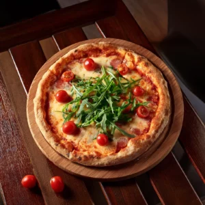 Pizza Rucula y Tomate Cherry Grande A La Piedra